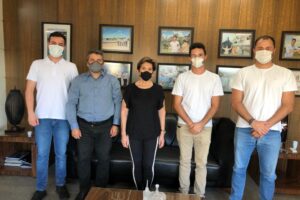 Integrantes da Mesa Executiva da Câmara se reuniram com a prefeita Elizabeth na quinta-feira