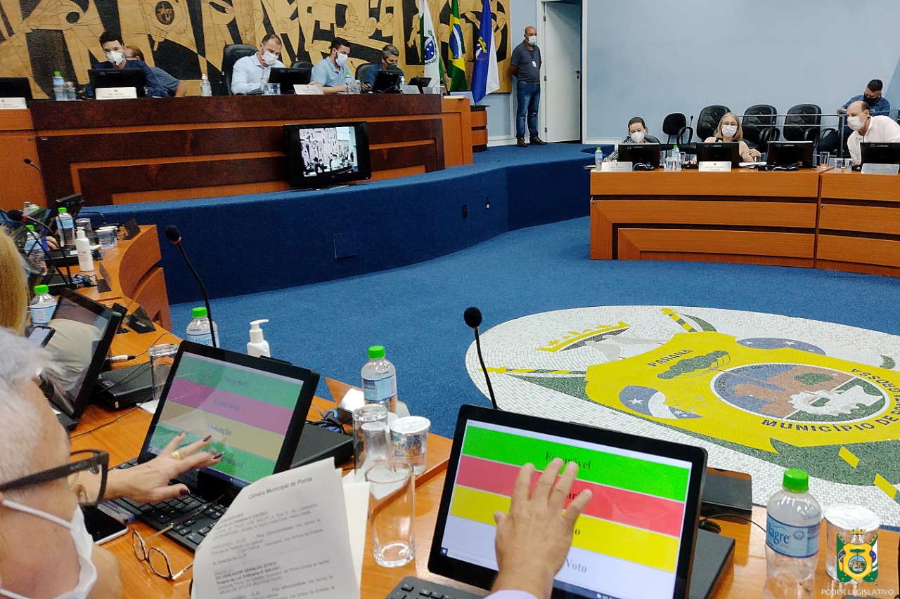 Sessão plenária da Câmara de Vereadores de Ponta Grossa