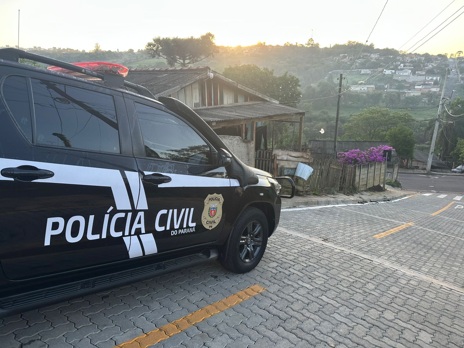 Viatura da Polícia Civil em Ponta Grossa
