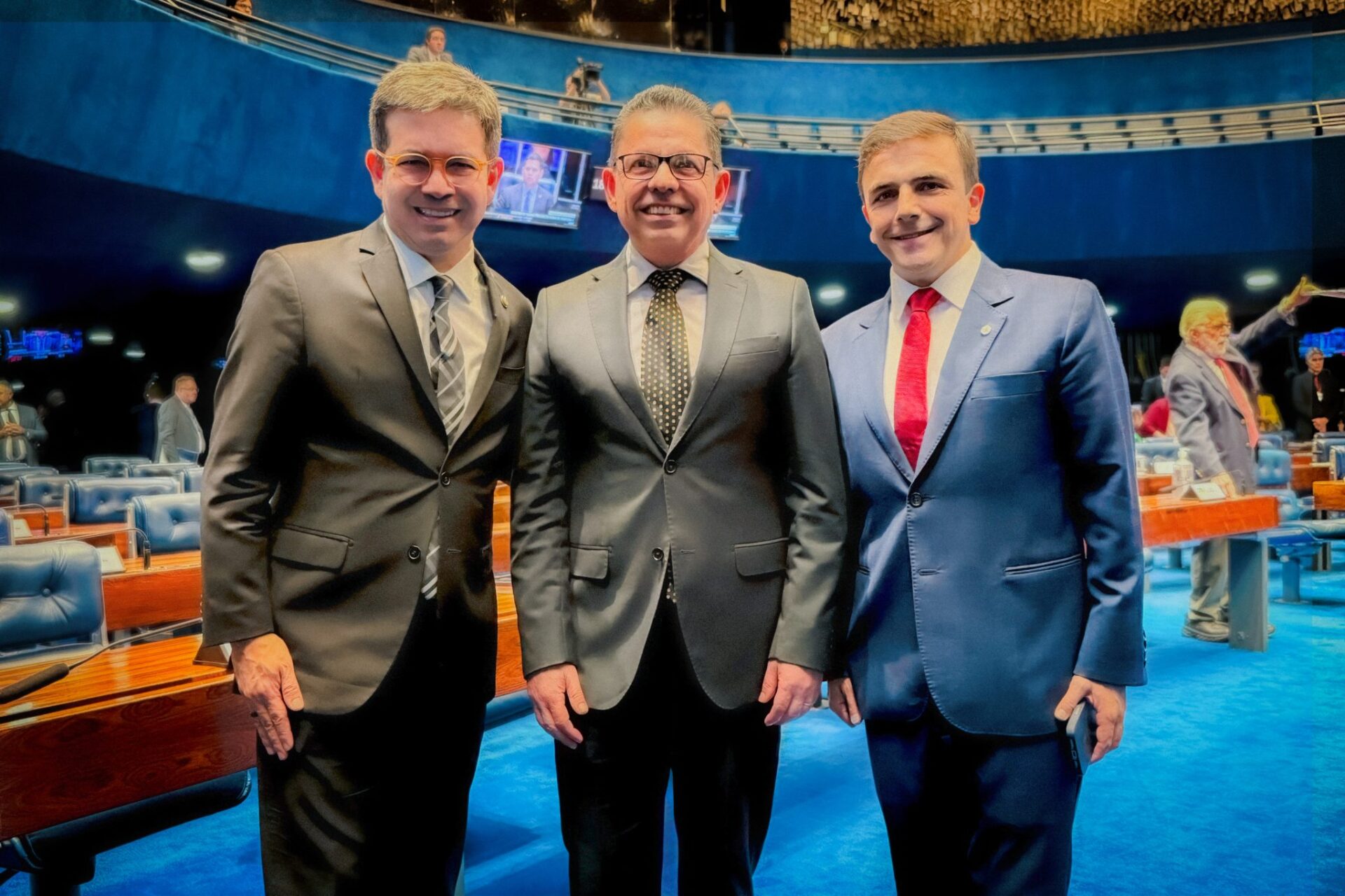Randolfe Rodrigues, Miguel Sanches Neto e Aliel Machado no Senado Federal