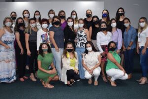 Grupo de reunião da ACIPG Mulher