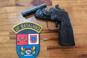 Arma artesanal