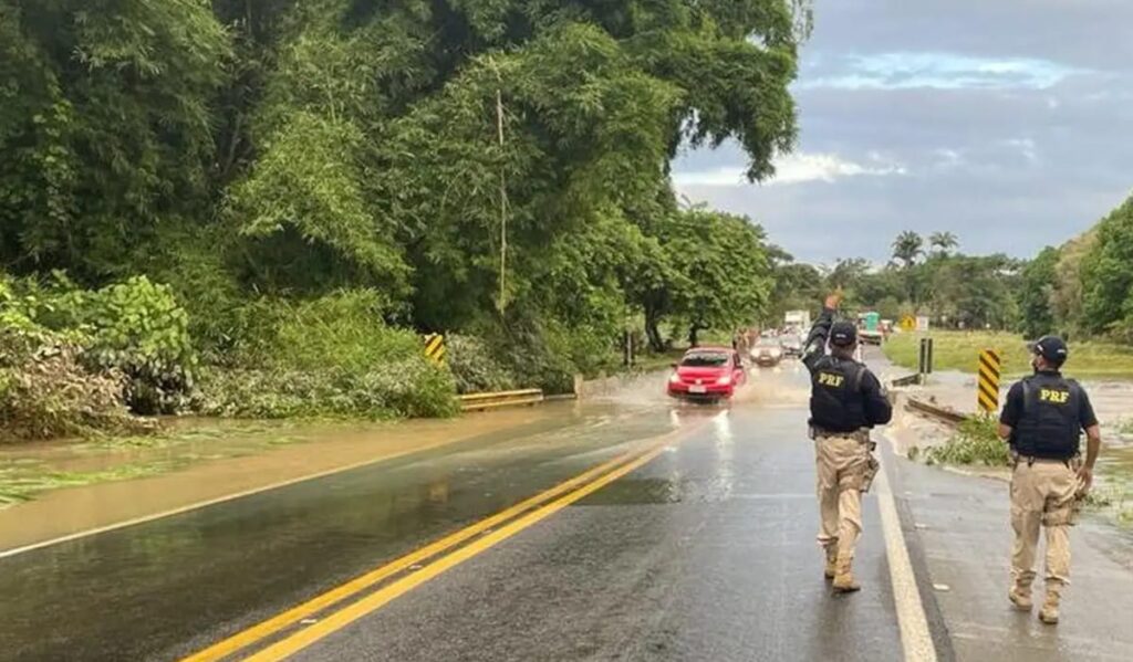 acidentes em rodovias federais