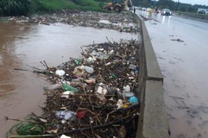 Chuvas provocam alagamento do Rio Ronda e PRF monitora região