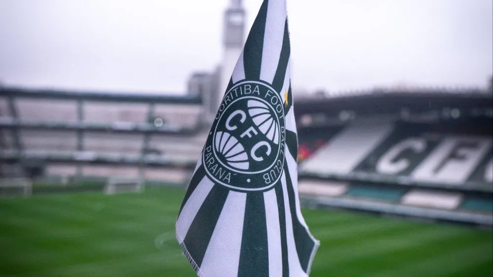 Bandeira do Coritiba no Estádio Couto Pereira