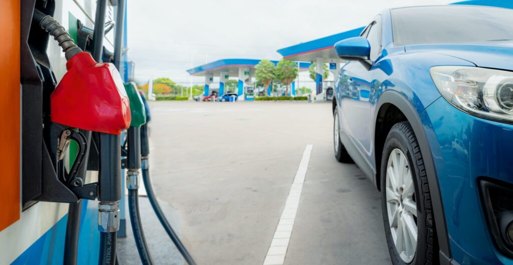 Comum, aditiva, premium, afinal quais as diferenças entre os tipos de gasolina?