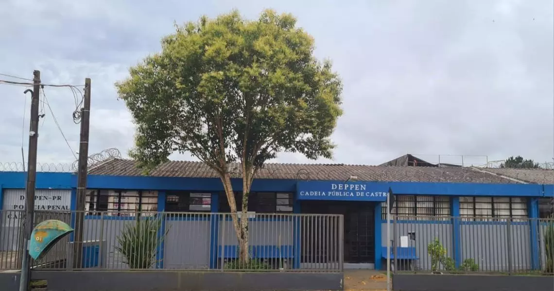 Fachada da Cadeia de Castro
