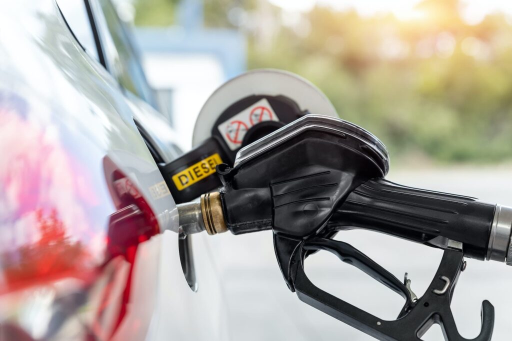 Assim como a gasolina, o óleo diesel possui diversas especificações de acordo com o seu uso e rendimento.