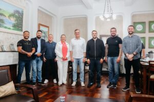 Encontro reuniu diversas com diversas autoridades do município
