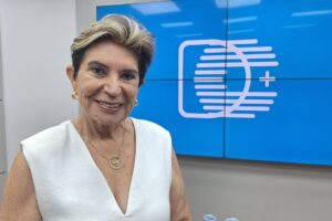 Prefeita de PG, Elizabeth Schmidt, no estúdio do Diário dos Campos