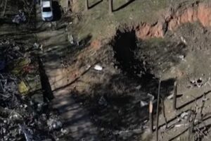 Área devastada pela explosão da fábrica de explosivos em Quatro Barras, na Região Metropolitana de Curitiba
