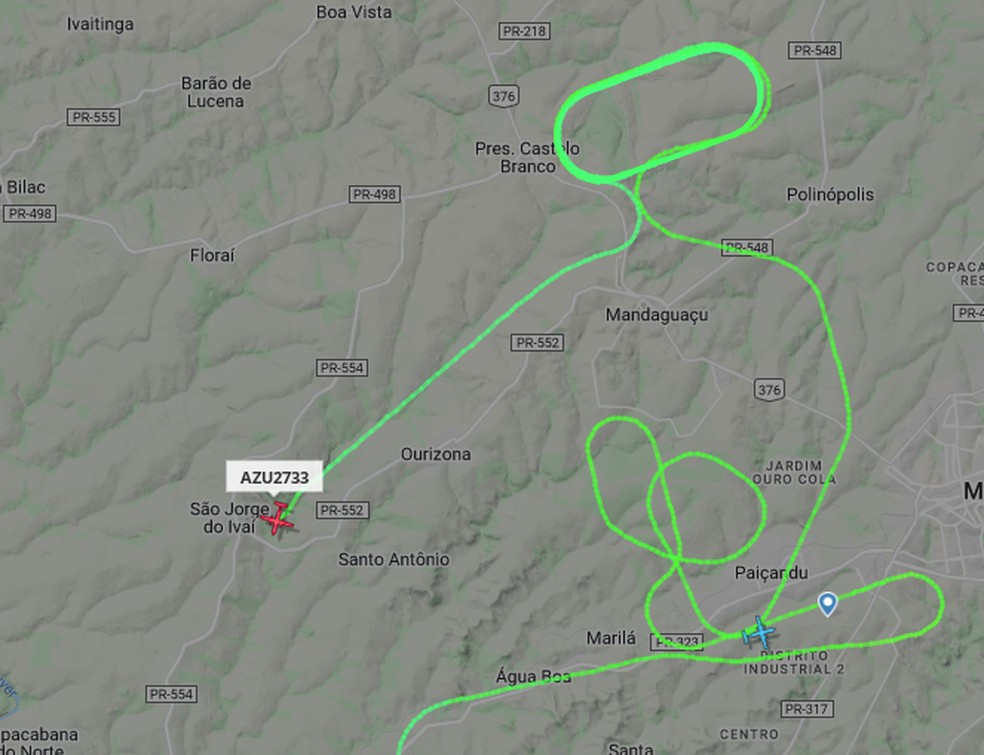 Avião da Azul sofre problemas para pousar em Maringá — Foto: Flightradar24/Reprodução