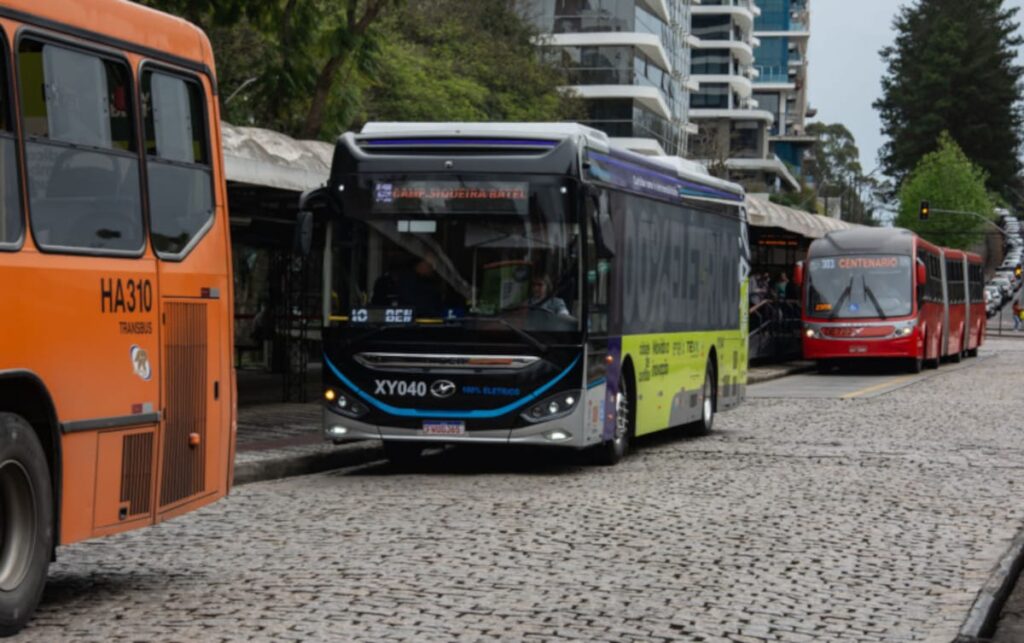frota de ônibus