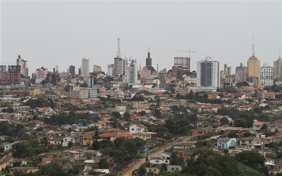 Foto panorâmica de Ponta Grossa ilustra a Previsão do tempo