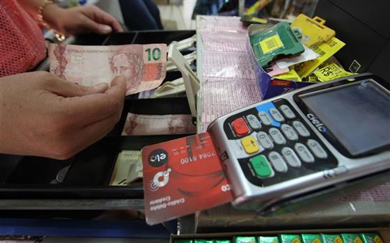 Cartão de Crédito lidera dívidas no PR