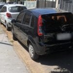 Estacionar em guia rebaixada