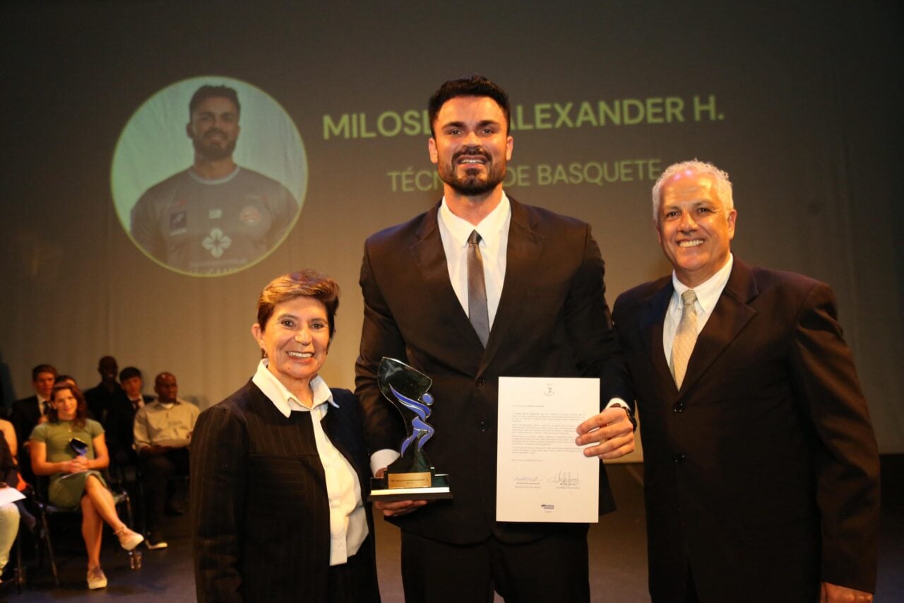 Milos Alexander se despede da LDPG
