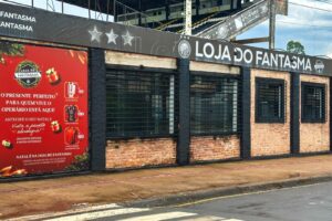 Fachada da Loja do Fantasma, anexa ao Germano Krüger