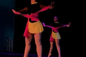 Dançarinas ilustram o Setembro em Dança 2025