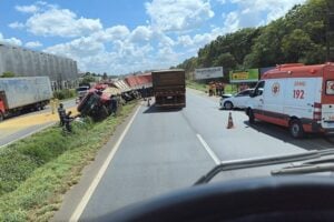 BR-376 com acidente
