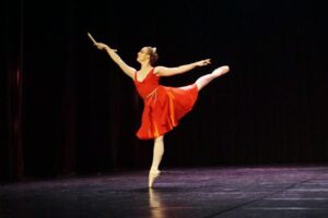 Bailarina se apresenta no Setembro em Dança.