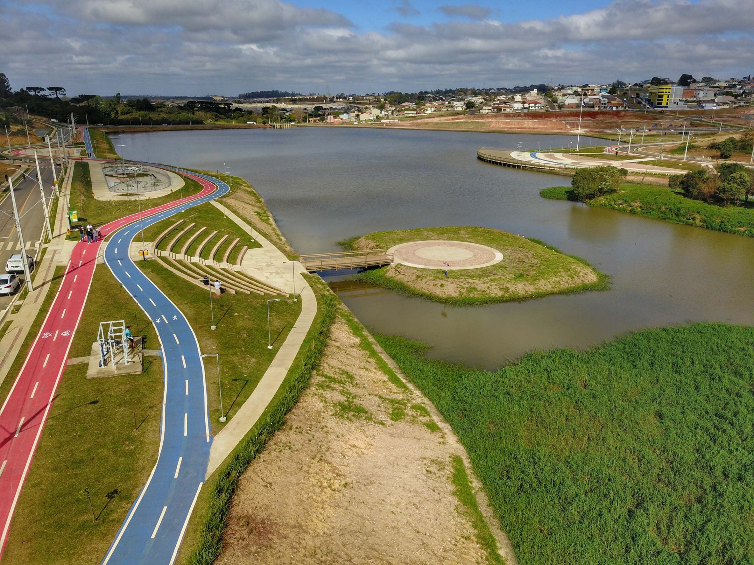 Foto aérea do Parque de Olarias, em Ponta Grossa