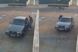 Motorista possui carro roubado em Londrina