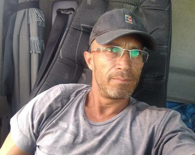 Otne Americo faleceu aos 48 anos, após colidir moto contra cavalo em via pública