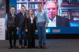 Paulo Guedes em apresentação online no 25º Agroleite