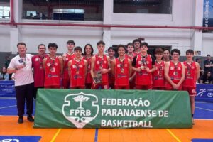 Equipe do Ponta Grossa Basquete - LDPG, que disputará as Finais do Campeonato Brasileiro Interclubes Sub-15