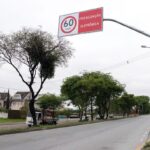 Placa avisando local do radar