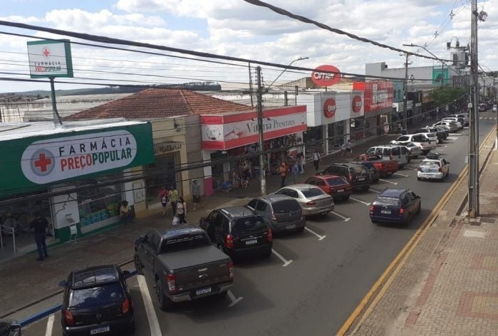 rua com estar em telemaco borba