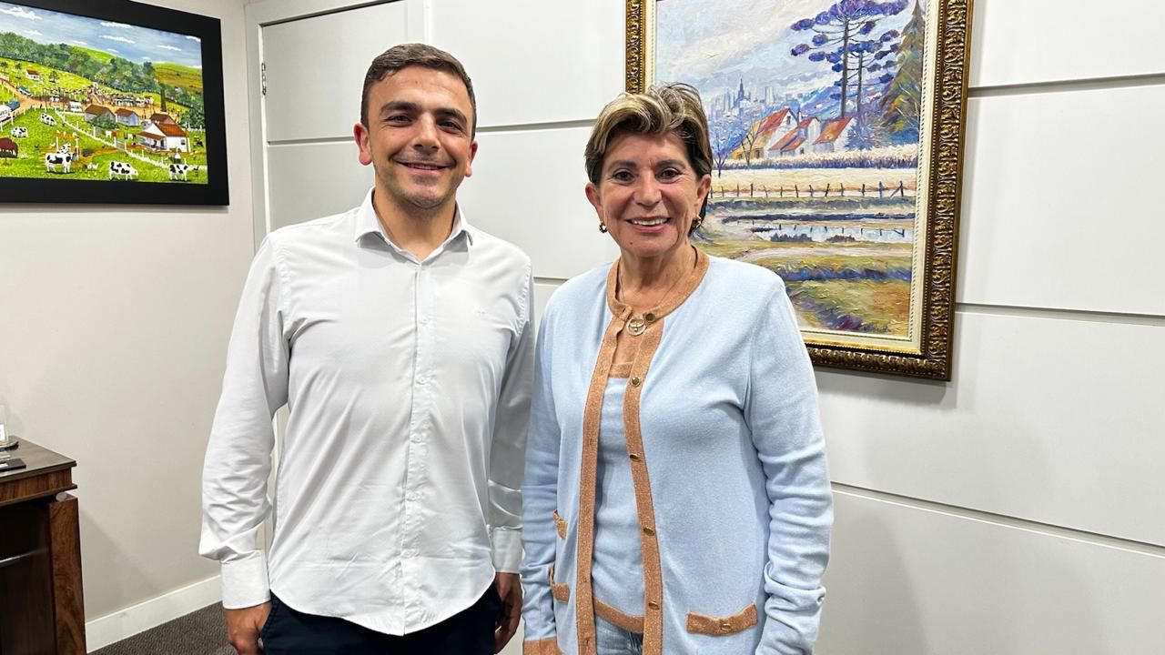 Aliel Machado e Elizabeth Schmidt
