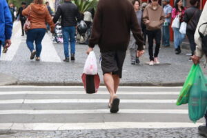 CD_JA_Pessoas_casacos_calcadao_setembro_20223-71-1024×682
