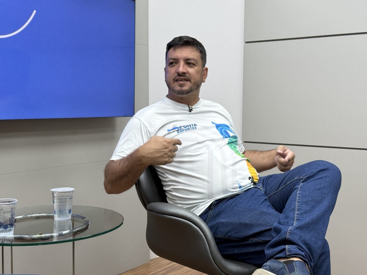 Secretário Ede Pimentel em entrevista ao Diário dos Campos.