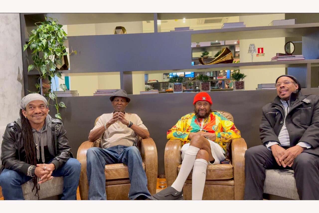 Integrantes da banda Inner Circle em entrevista pré-show no Verão Maior Paraná, em Matinhos