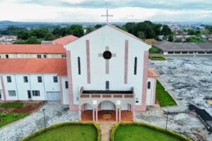 paroquia-senhor-bom-jesus-celebra-60-anos-de-historia-696f7d715e56d