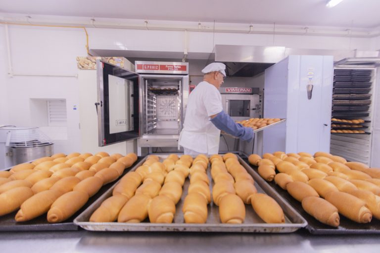 producao-paes-engenharia-de-alimentos-Aline-Jasper-BAIXA_31-768×512