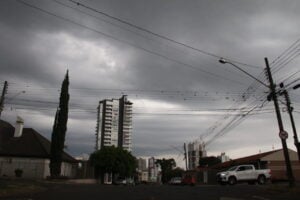 CD_JA_Nuvens_carregadas_chuva_previsao_janeiro_2024 (8)