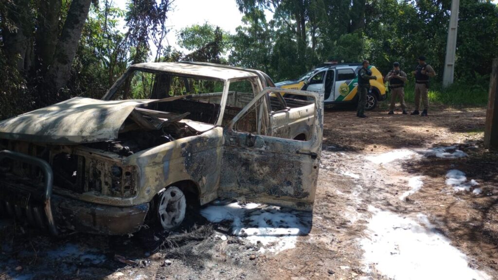 PC_X_Caminhonete_Incendio_Idoso