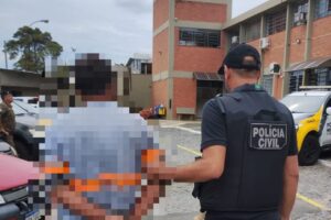 homem preso em flagrante pela Polícia Civil