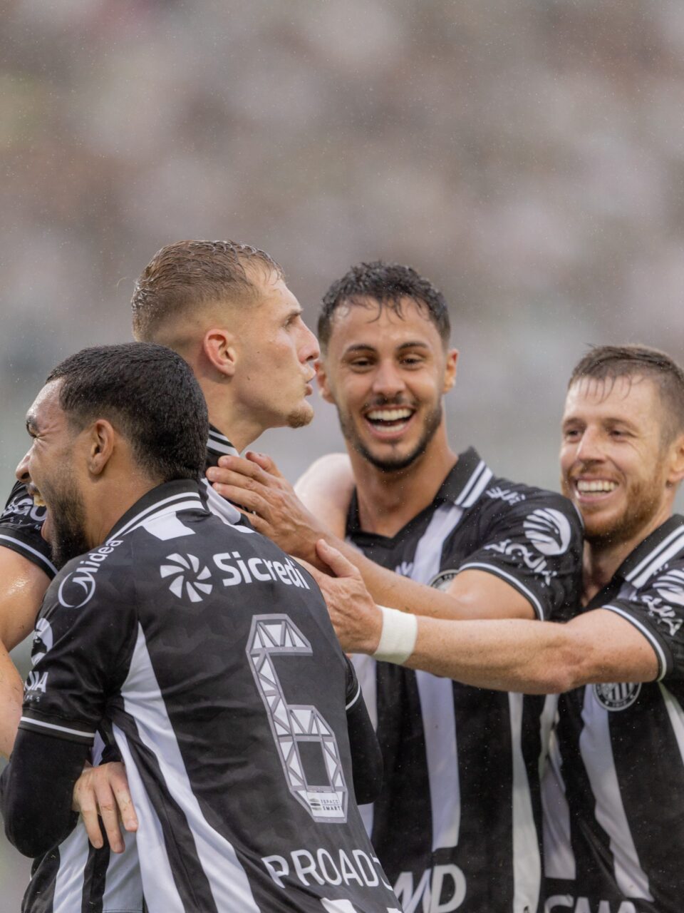 Jogadores do Operário vencem Coxa