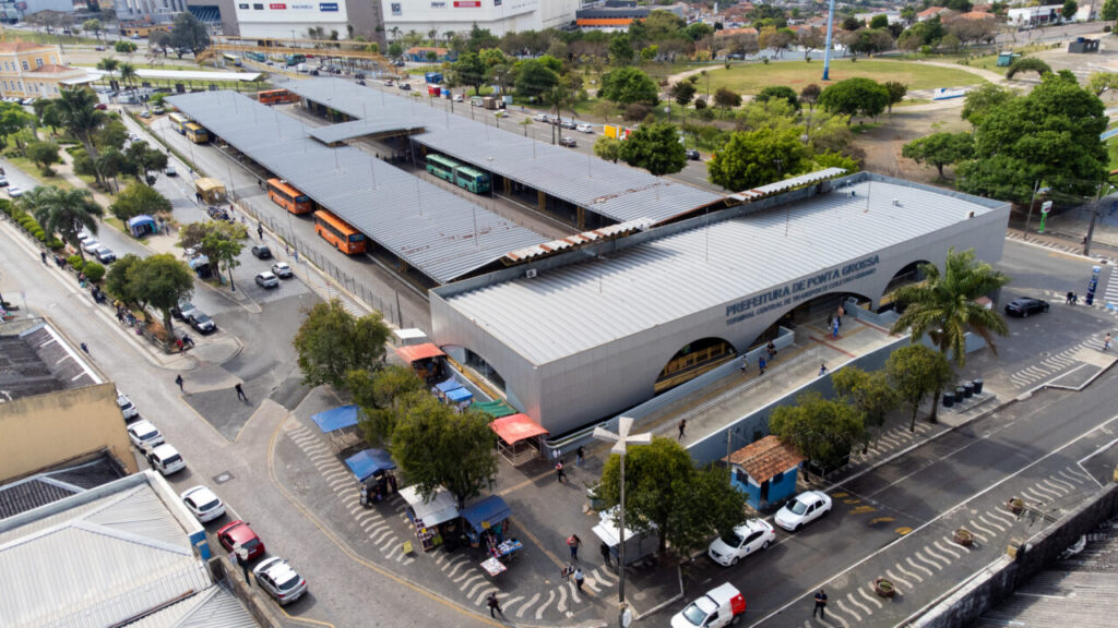 Vista aérea do Terminal Central de Ônibus de Ponta Grossa