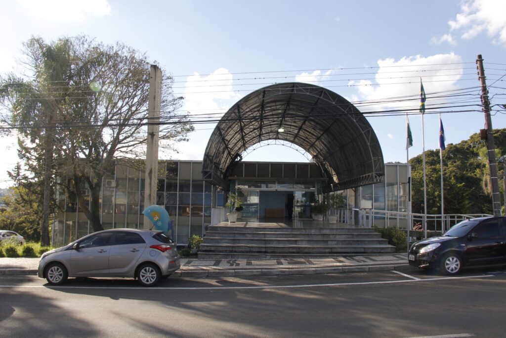 PT_JA_Fachada_camara_municipal_ponta_grossa_abril_2019-17-scaled-2-1024×683