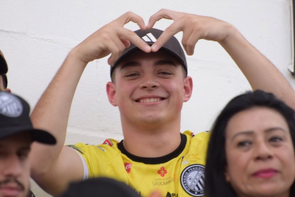 Torcida operario 6