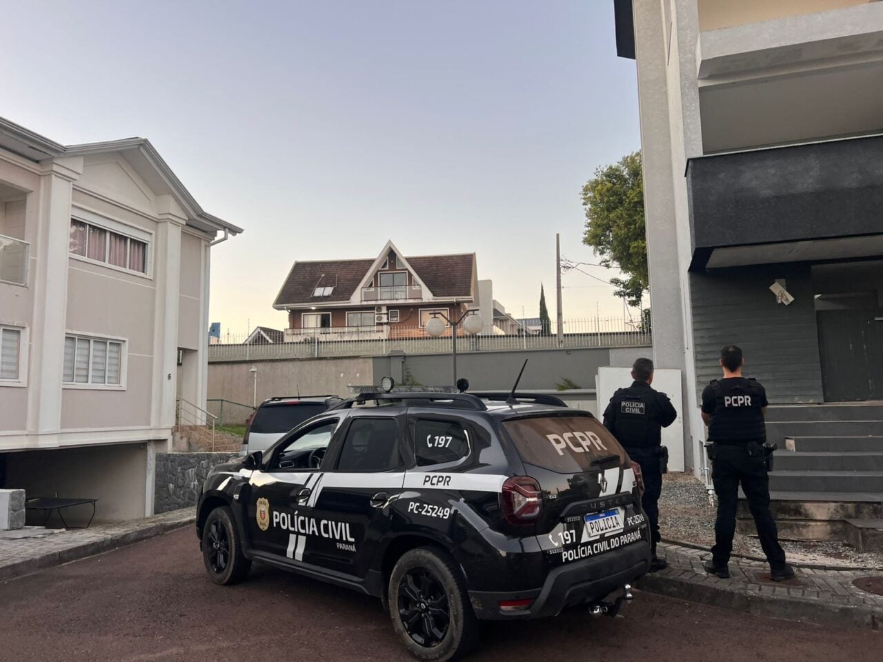 Operação Exodontia da Polícia Civil em Curitiba e Teixeira Soares