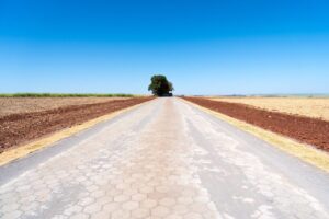 Estrada rural de Paraíso do Norte recuperada com recursos da Itaipu.