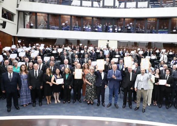 Lideranças maçônicas foram homenageadas pela Alep.