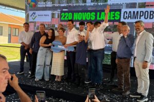 Governador Ratinho Jr e demais autoridades