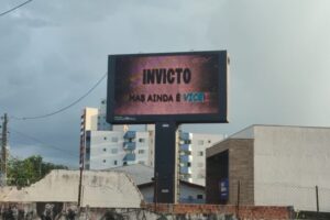 Outdoor do Fantasma em Londrina